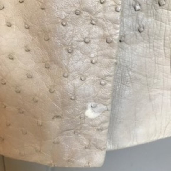 Gucci Albino Suede with Ostrich Cut Detail Coat - Picture 15 of 16